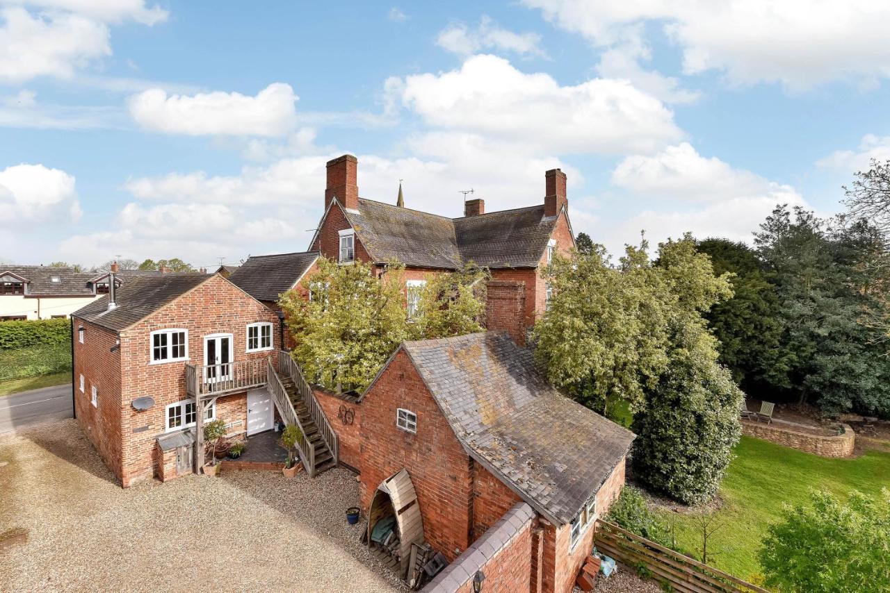 The Hollies Bed & Breakfast South Kilworth Dış mekan fotoğraf