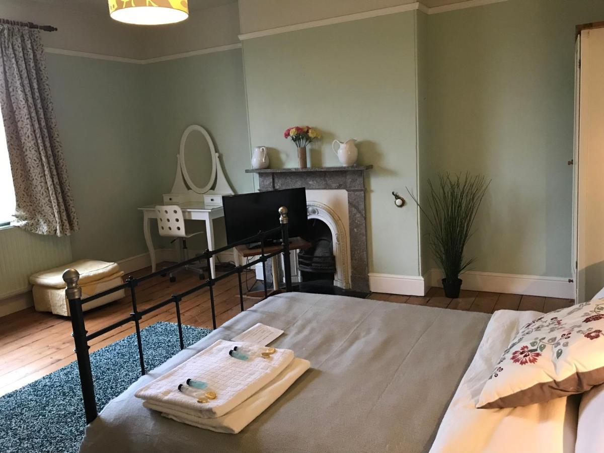 The Hollies Bed & Breakfast South Kilworth Dış mekan fotoğraf
