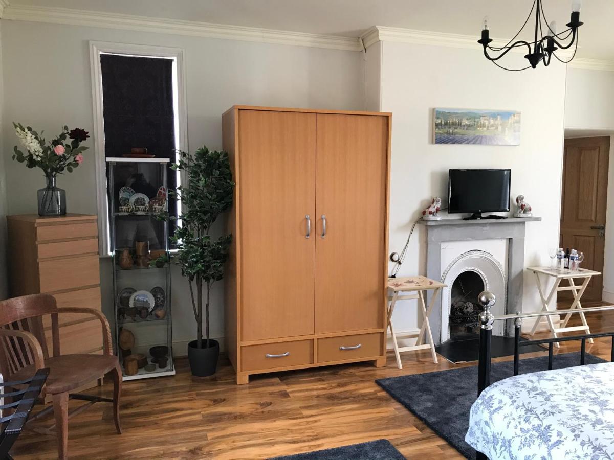 The Hollies Bed & Breakfast South Kilworth Dış mekan fotoğraf